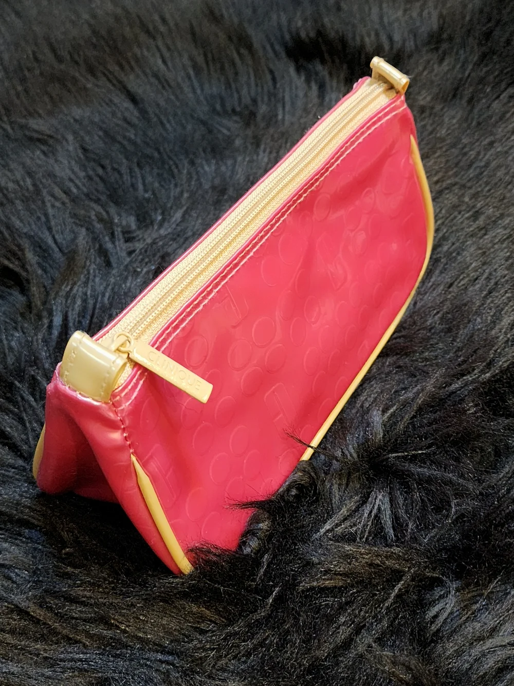 Clinique Hot Pink Cosmetic Pouch Set with Card Case - Picture 15 of 16